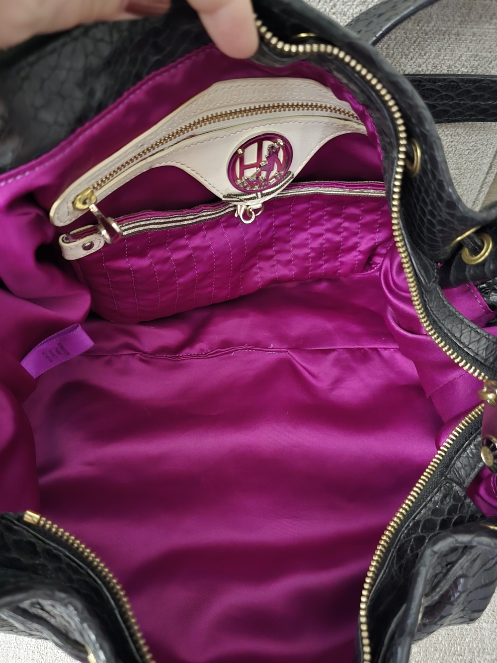 RARE Henri Bendel Python Embossed Leather Drawstring Hobo Bag - EUC - Picture 10 of 15